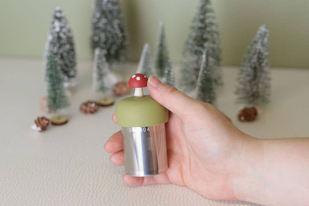 Mushroom | Floating Tea Steeper | Green Base | Red: Earth Green / Candy Apple Red Mushroom